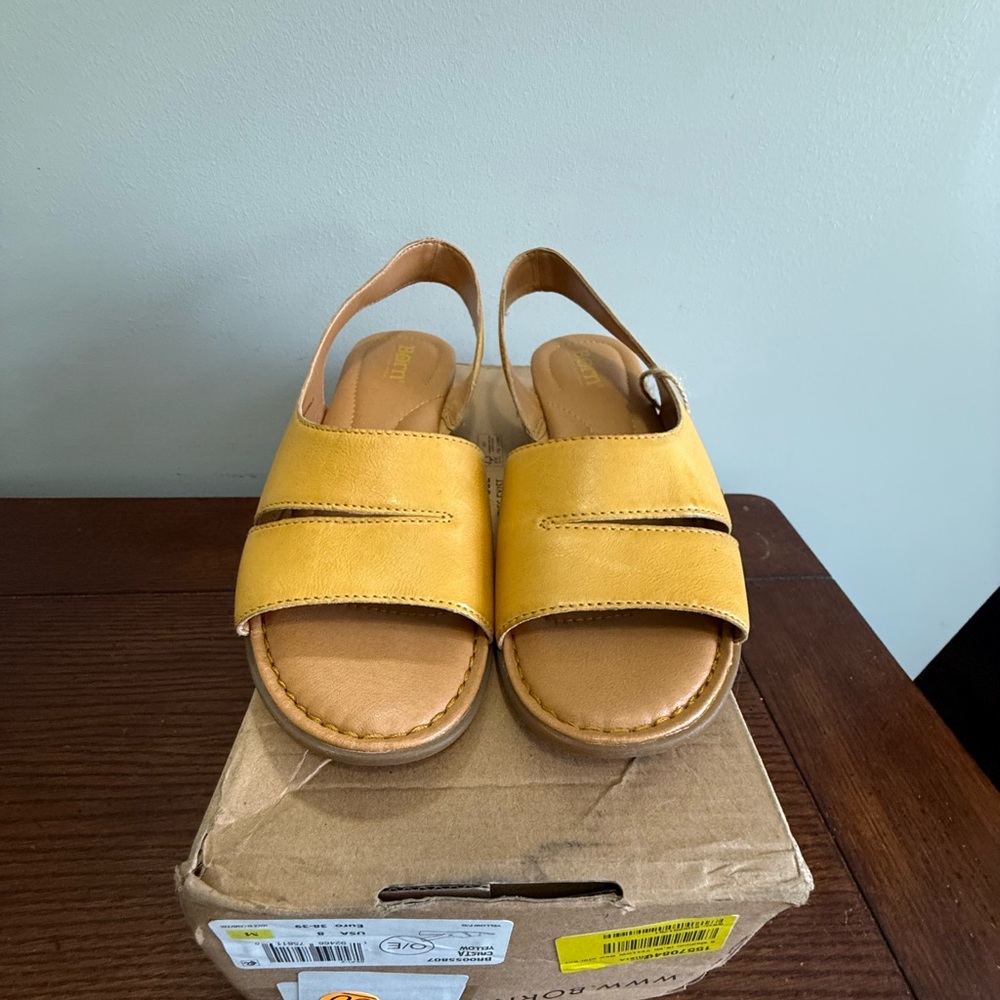 Born Crista Yellow leather slingback sandal NEW 8 - Picture 3 of 8